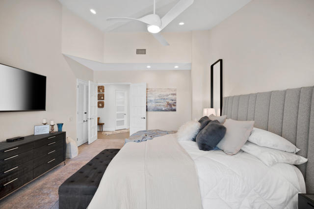 47325 Via Koron, La Quinta CA: https://media.crmls.org/mediaz/e69ded16-2f19-4d98-a664-84276acf8dd1.jpg