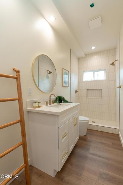 2250 Gatewood Street, Los Angeles CA: https://media.crmls.org/mediaz/e69df59e-ea3a-4ed9-9140-8277697797d3.jpg