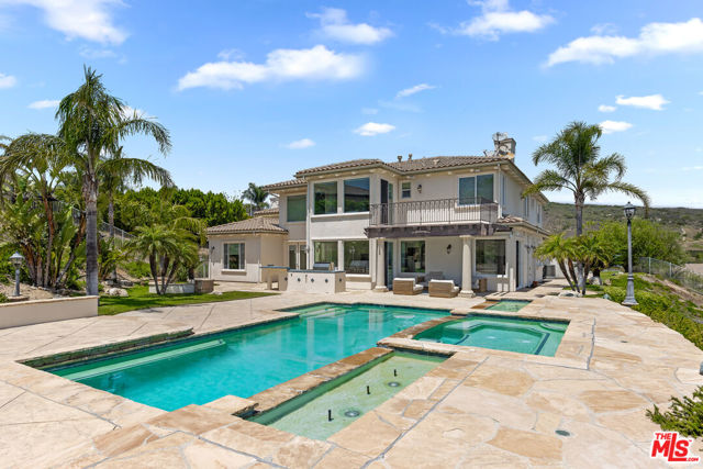 7416 Wiscasset Drive, West Hills CA: https://media.crmls.org/mediaz/e69e2d26-883e-4864-91e9-47309bcc792a.jpg