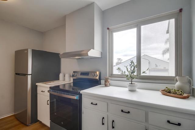 4125 Mount Alifan Pl, San Diego CA: https://media.crmls.org/mediaz/e69fa8e3-d18f-4860-9357-b8b057e51296.jpg