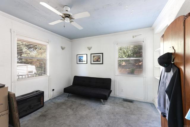 Image 21 of 75 For 2128 Salton View Dr
