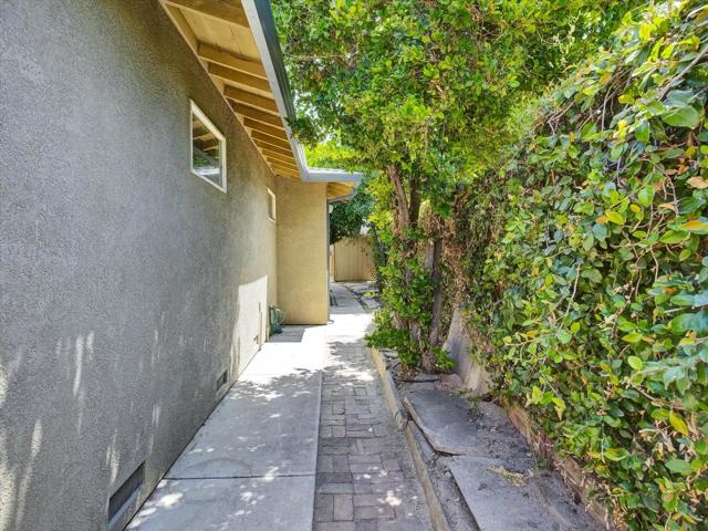 2259 S Ham Lane, Lodi CA: https://media.crmls.org/mediaz/e6a03d95-8988-46f6-b688-cec98406663e.jpg