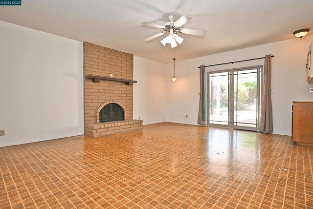 2156 MONTEREY AVENUE, Martinez CA: https://media.crmls.org/mediaz/e6a095ae-f485-4d6b-8fff-c5eddf73d926.jpg