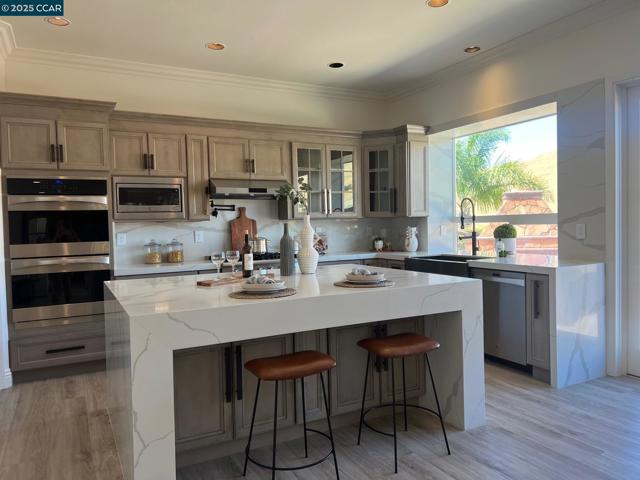 1023 Pebble Beach Dr, Clayton CA: https://media.crmls.org/mediaz/e6a15322-74d6-49ca-a9c9-0e4e2ede33d9.jpg
