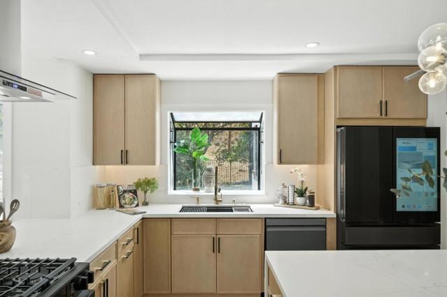 6650 Johnston Road, Pleasanton CA: https://media.crmls.org/mediaz/e6a19b1b-cebb-46c0-8d6d-7d33ceb02da2.jpg