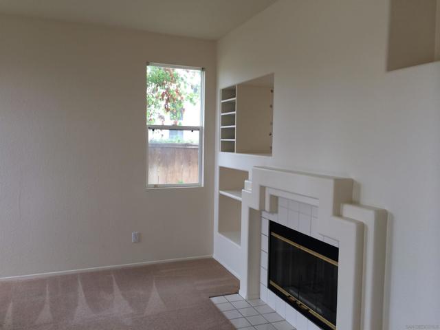 821 Verin Lane, Chula Vista CA: https://media.crmls.org/mediaz/e6a1d3a2-063d-49f6-ac32-483fe5c2851c.jpg