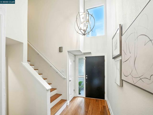 218 Jewel Ter, Danville CA: https://media.crmls.org/mediaz/e6a1f212-de0e-49cf-9c48-3d4508c67221.jpg