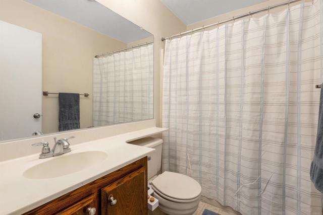 Detail Gallery Image 18 of 22 For 8449 Snow White Dr, El Cajon,  CA 92021 - 3 Beds | 2 Baths