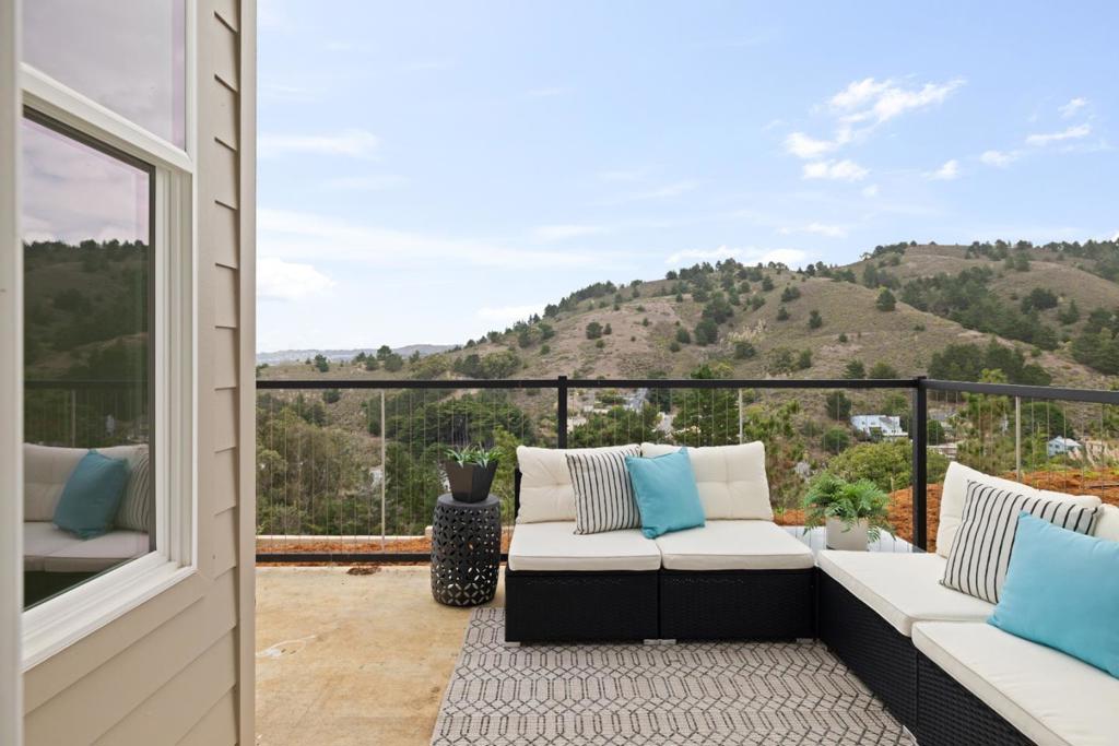 E6A34D6F 6Eea 49Aa Beb9 E332010E43F3 817 Fassler Avenue, Pacifica, Ca 94044 &Lt;Span Style='BackgroundColor:transparent;Padding:0Px;'&Gt; &Lt;Small&Gt; &Lt;I&Gt; &Lt;/I&Gt; &Lt;/Small&Gt;&Lt;/Span&Gt;