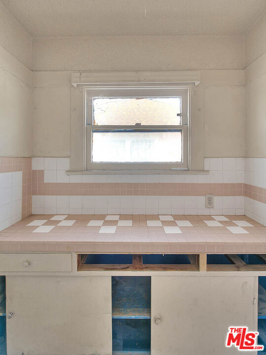 MLS #25625507 image #24