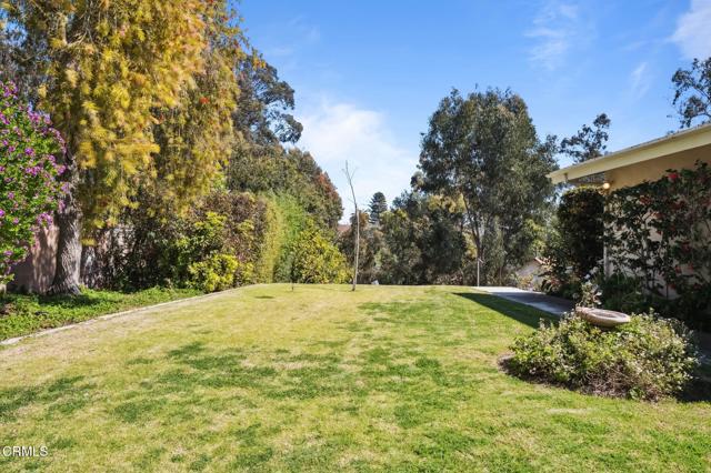 262 Crestwood Avenue, Ventura CA: https://media.crmls.org/mediaz/e6a3d268-b652-4db3-8f1e-345dc841bbb0.jpg