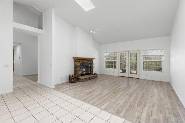 24849 Pappas Rd, Ramona CA: https://media.crmls.org/mediaz/e6a3e211-c50d-4d68-81c2-2429bbc240cd.jpg