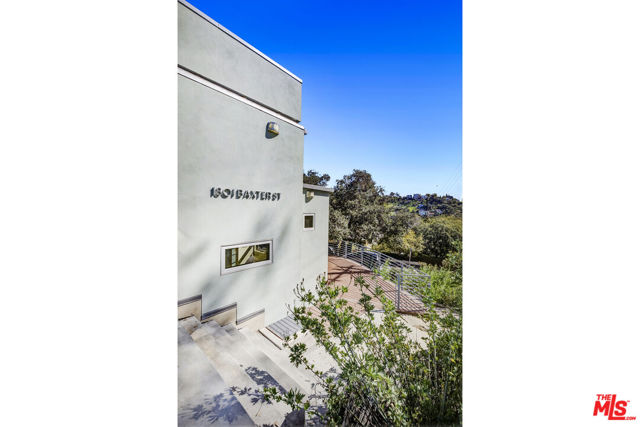 1801 Baxter Street, Los Angeles CA: https://media.crmls.org/mediaz/e6a40263-8ee4-4c45-8168-322ad8400d48.jpg
