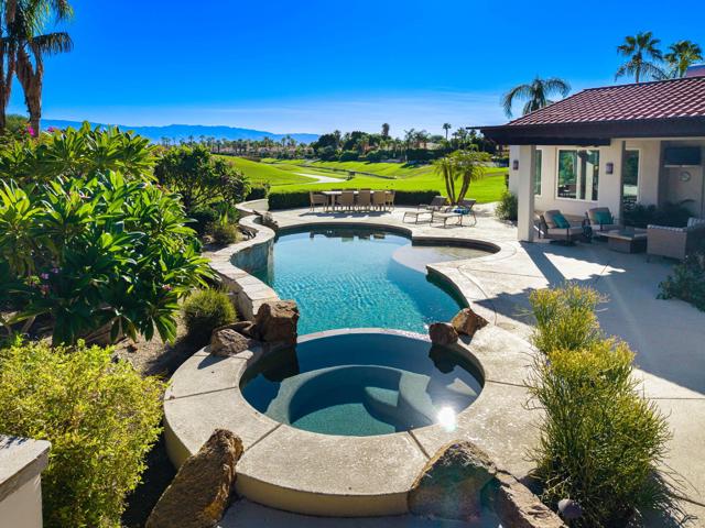 350 Loch Lomond Road, Rancho Mirage CA: https://media.crmls.org/mediaz/e6a4118b-07e6-45c6-a633-03b3a2f34d30.jpg