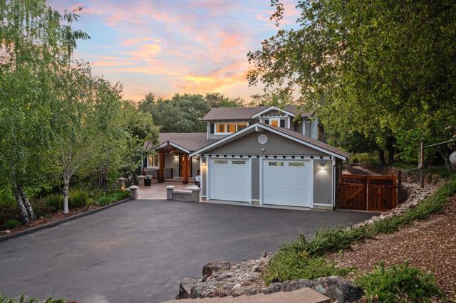23447 Skyview Terrace, Los Gatos CA: https://media.crmls.org/mediaz/e6a4f035-73ed-4a41-9575-7f08e65abfed.jpg