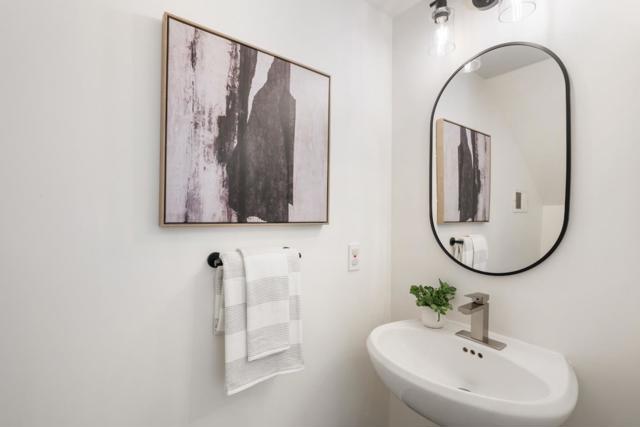 2064 Rialto Court, Mountain View CA: https://media.crmls.org/mediaz/e6a5e34a-cc19-472a-ba67-e9e3aa3a2ce5.jpg