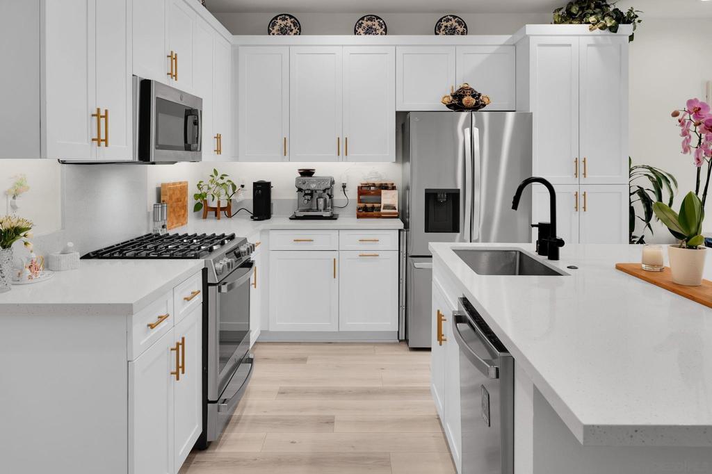 9161 Hala Way - photo 10