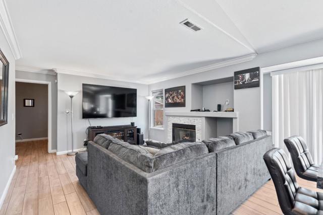 730 Marseille Drive, Hollister CA: https://media.crmls.org/mediaz/e6a713f4-3afd-479e-96b6-322777b2c620.jpg
