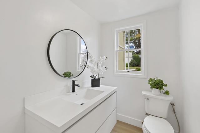 60 Stonecrest Drive, San Francisco CA: https://media.crmls.org/mediaz/e6a73f39-cb76-4d43-a112-dd8de88e9af1.jpg