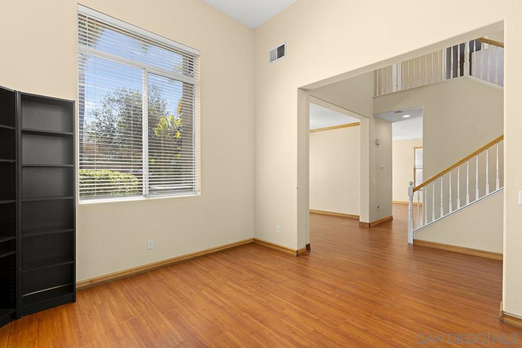 553 Golf Glen Dr - photo 8