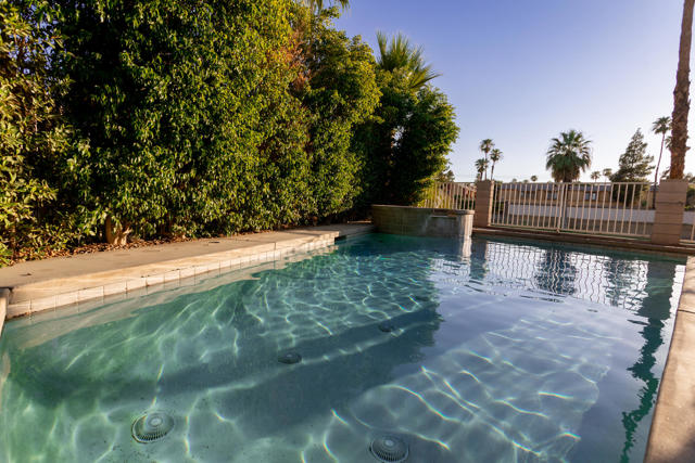 48305 Pic Way, Indio CA: https://media.crmls.org/mediaz/e6a7e00d-6773-4e5f-8ad8-51d3873d6a0e.jpg