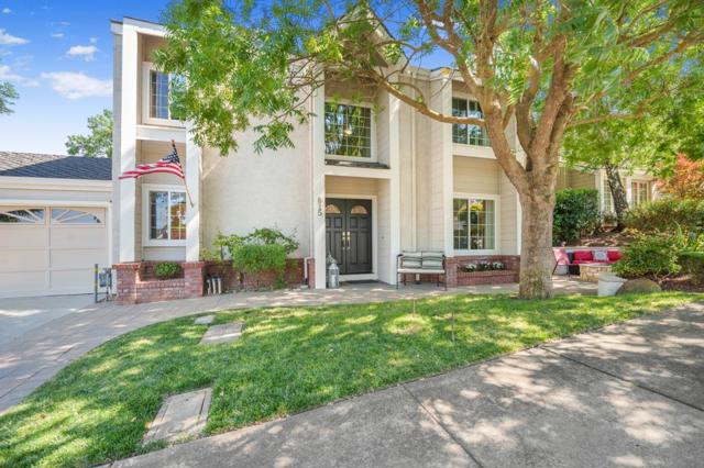 815 Oak Park Drive, Morgan Hill CA: https://media.crmls.org/mediaz/e6a8869d-c79f-4b54-894d-376e7b4340ec.jpg