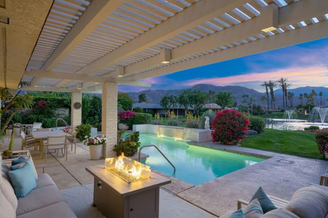 23 Park Lane, Rancho Mirage CA: https://media.crmls.org/mediaz/e6a88feb-73eb-4f74-a214-02f1057d7fe1.jpg