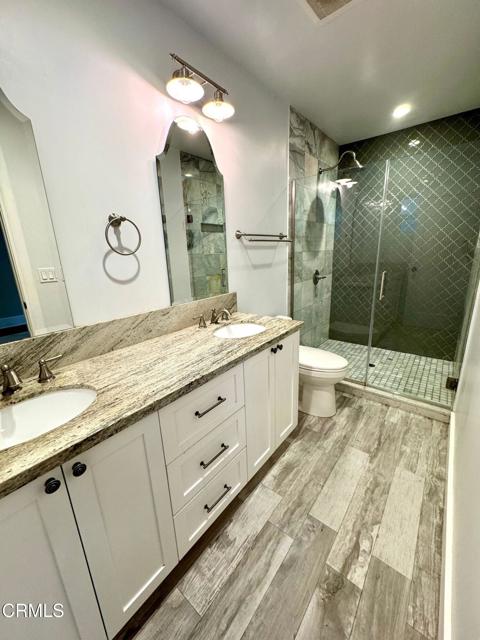 2106 Yosemite Drive, Los Angeles CA: https://media.crmls.org/mediaz/e6a9020e-e251-4955-bf0a-6f58355ba186.jpg