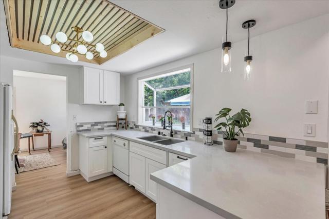 4276 Nerissa Circle, Fremont CA: https://media.crmls.org/mediaz/e6a9d936-0567-4e78-82db-6c2a6b2ae4b1.jpg