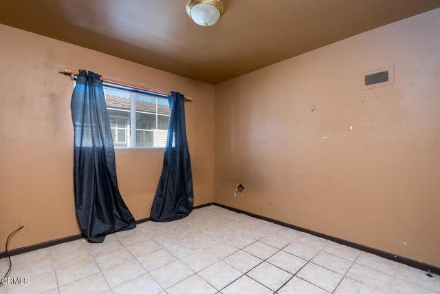 2132 branden Street, Los Angeles CA: https://media.crmls.org/mediaz/e6aa1244-773c-4726-903e-637ca6f343f0.jpg