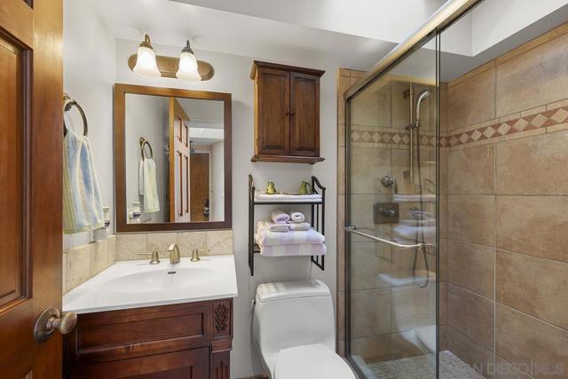 356 Prospect Street, La Jolla CA: https://media.crmls.org/mediaz/e6aa7ac5-2945-4c9c-abc2-ab06ef5e9975.jpg