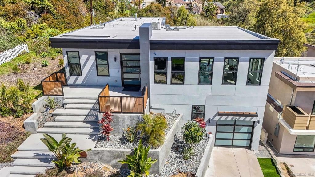 MLS #250022021SD img 44