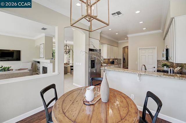 Image 24 of 55 For 2886 Saklan Indian Dr