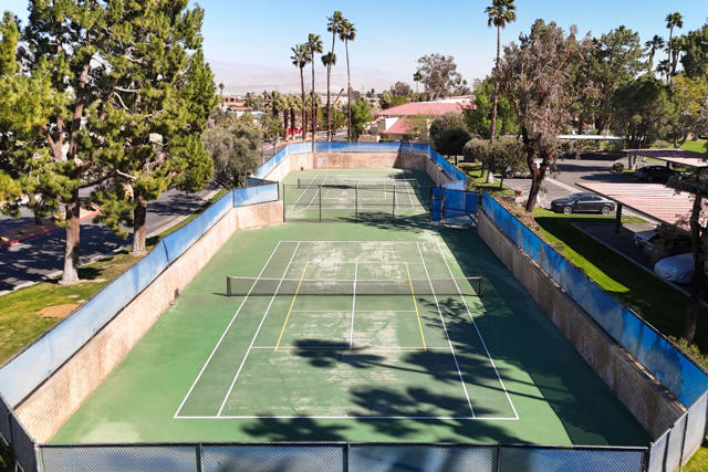 675 N Los Felices W Circle, Palm Springs CA: https://media.crmls.org/mediaz/e6aca7dc-93ee-4901-b293-a46d2c6cb0ab.jpg