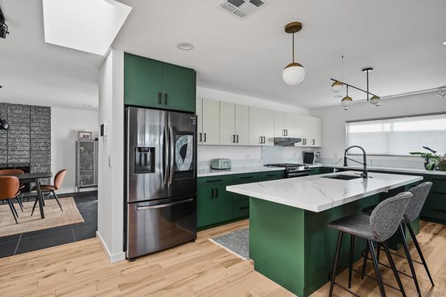 5511 Trinidad Way, San Diego CA: https://media.crmls.org/mediaz/e6ad67d5-4c0f-4157-b0fa-13b6a0194a37.jpg