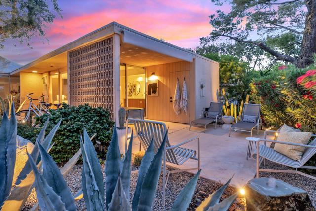 360 Cabrillo Road, Palm Springs CA: https://media.crmls.org/mediaz/e6adc5fa-a96a-48c0-913e-86f413322f3f.jpg