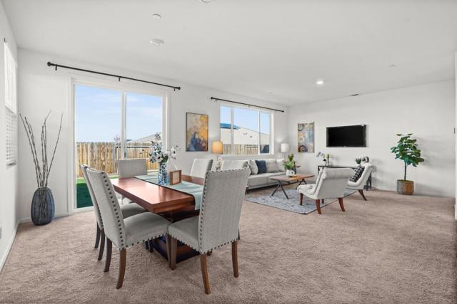 8189 Scrimshaw Way, Sacramento CA: https://media.crmls.org/mediaz/e6adf091-f67f-499a-af00-938b2587a987.jpg