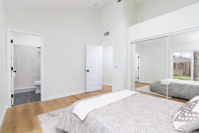 1130 Lake Ridge Dr, San Marcos CA: https://media.crmls.org/mediaz/e6ae8ea4-7048-434b-aae7-0ef3c1bb520d.jpg