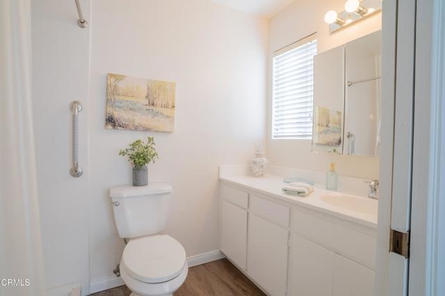 5142 Village 5, Camarillo CA: https://media.crmls.org/mediaz/e6b08afb-2617-41d8-bed8-c3cfc5457f91.jpg