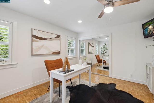 5104 Alhambra Valley Rd, Martinez CA: https://media.crmls.org/mediaz/e6b0b7ef-b2e6-4212-a86a-43e213129d6c.jpg