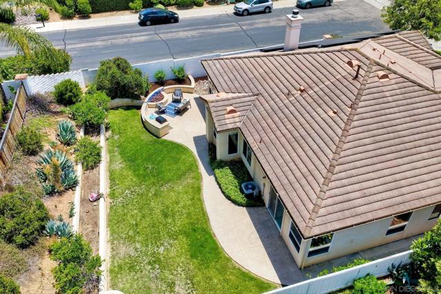 3136 Ferncreek Ln., Escondido CA: https://media.crmls.org/mediaz/e6b28028-a57f-47ef-ac04-b5d7da176d5f.jpg