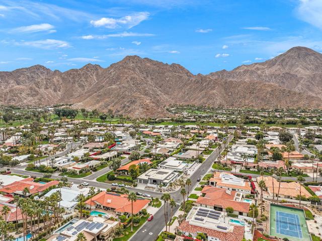 76305 Shoshone Drive, Indian Wells CA: https://media.crmls.org/mediaz/e6b37542-d233-4bc9-9016-20b81a553198.jpg