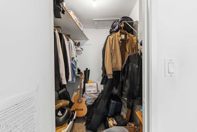 5506 Aurelia Street, Simi Valley CA: https://media.crmls.org/mediaz/e6b3ab67-436f-442b-9846-5114c08f7cf7.jpg