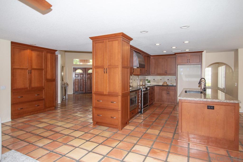 14371 Silver Heights - photo 7