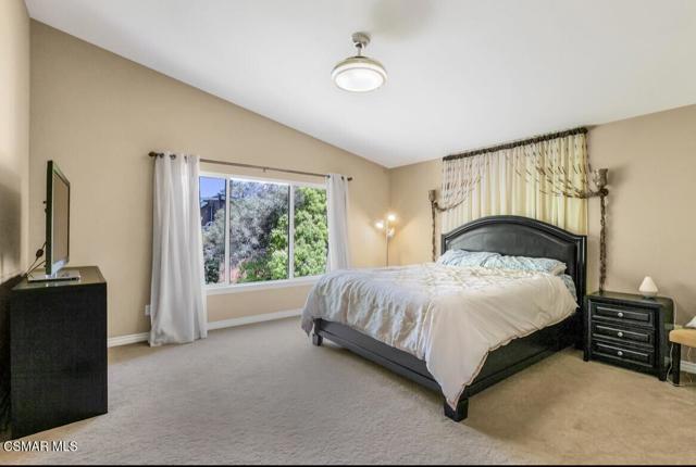 144 Acacia Lane, Newbury Park CA: https://media.crmls.org/mediaz/e6b5aea9-b3a4-492b-a1bf-d11977b826f1.jpg