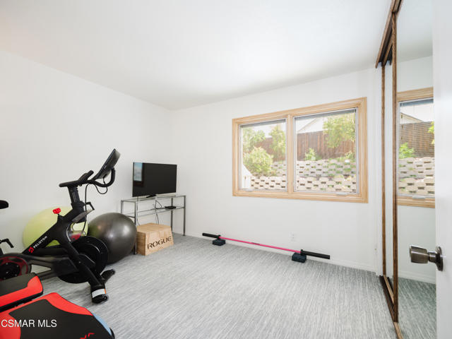 4380 N Skylark Court, Moorpark CA: https://media.crmls.org/mediaz/e6b61a02-7dd1-4a14-8833-550d45091891.jpg