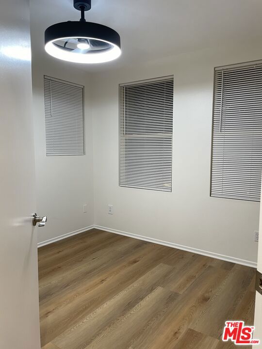 121 Cancion Way, Los Angeles CA: https://media.crmls.org/mediaz/e6b65cdd-b2fa-4b99-9722-49f32fd71391.jpg