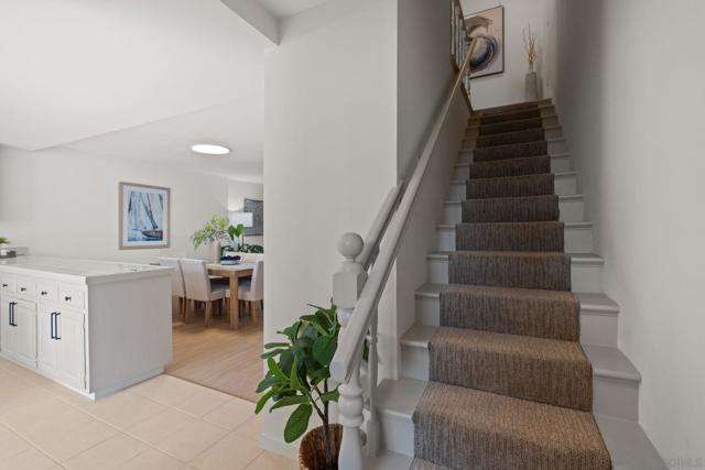736 F Ave, Coronado CA: https://media.crmls.org/mediaz/e6b75713-b0cd-4d53-b81f-e1eed3573ec4.jpg