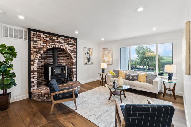 12200 Tesla Rd, Livermore CA: https://media.crmls.org/mediaz/e6b793a4-d0bf-4c26-b11e-f7d264ec9ef0.jpg