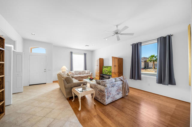 37718 Medjool Avenue, Palm Desert CA: https://media.crmls.org/mediaz/e6b7b3f6-a1f7-43bd-8cc1-4dbc80c7da62.jpg